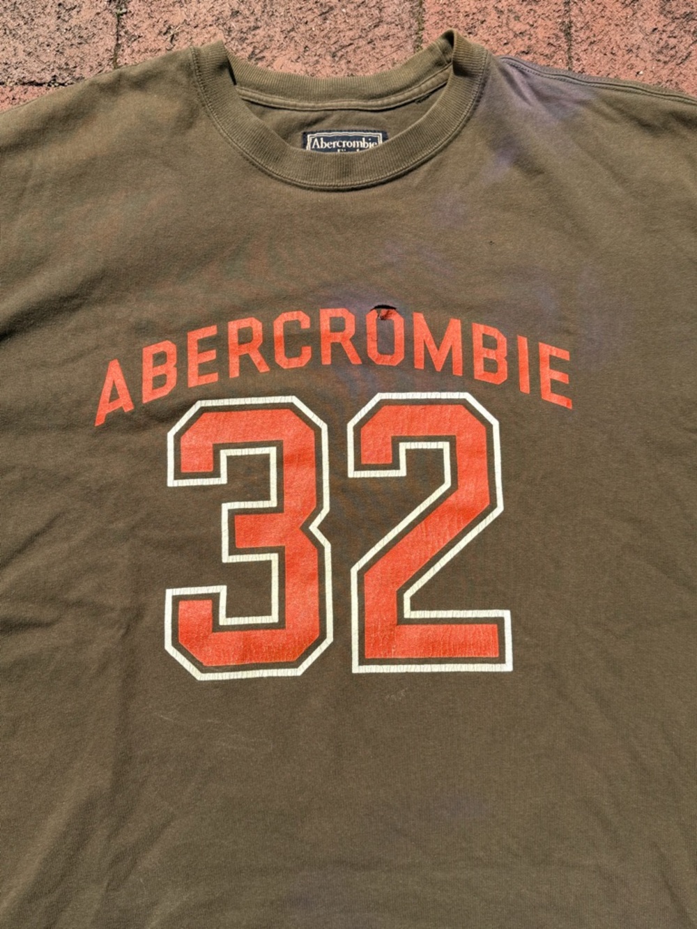 Abercrombie & Fitch Olive Green Short Sleeve Tee with Red Graphic 32